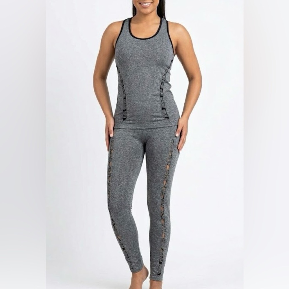 NWT Kimberly C. Gray Distressed Cut Out Yoga Warrior 2pc Set Tank & Leggings NEW